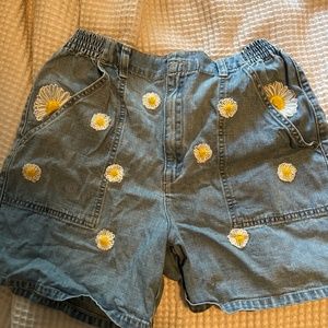 Daisy Shorts